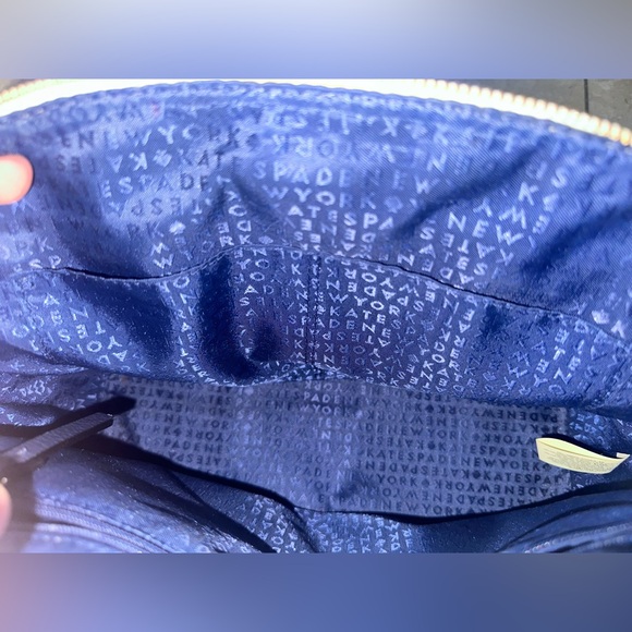 Kate spade navy and white purse - Picture 4 of 8